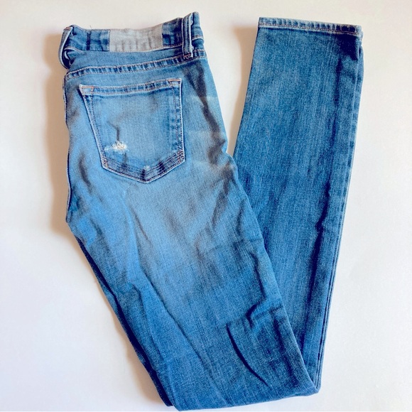 Elizabeth and James Pants - TEXTILE Elizabeth & James Low Rise Debbie Jeans